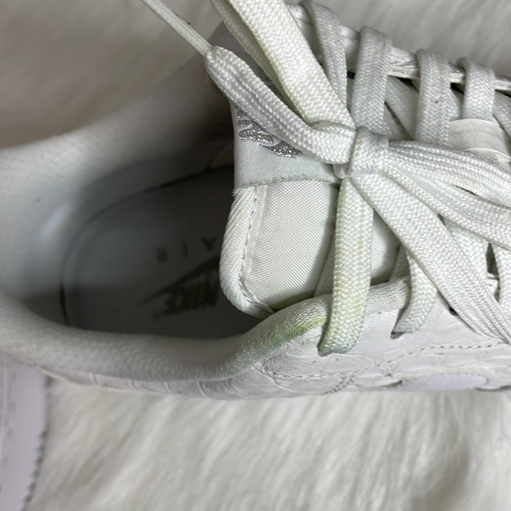 🔥🔥AIR FORCE 1’s 07 LV8 Size: 13🔥🔥***please see pics before purchasing*** - Picture 13 of 14
